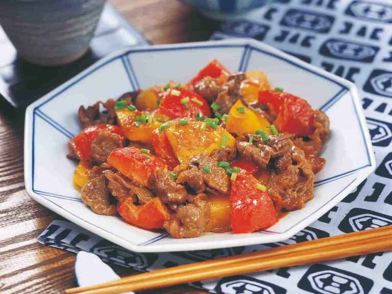 牛肉とパプリカのみそ炒め