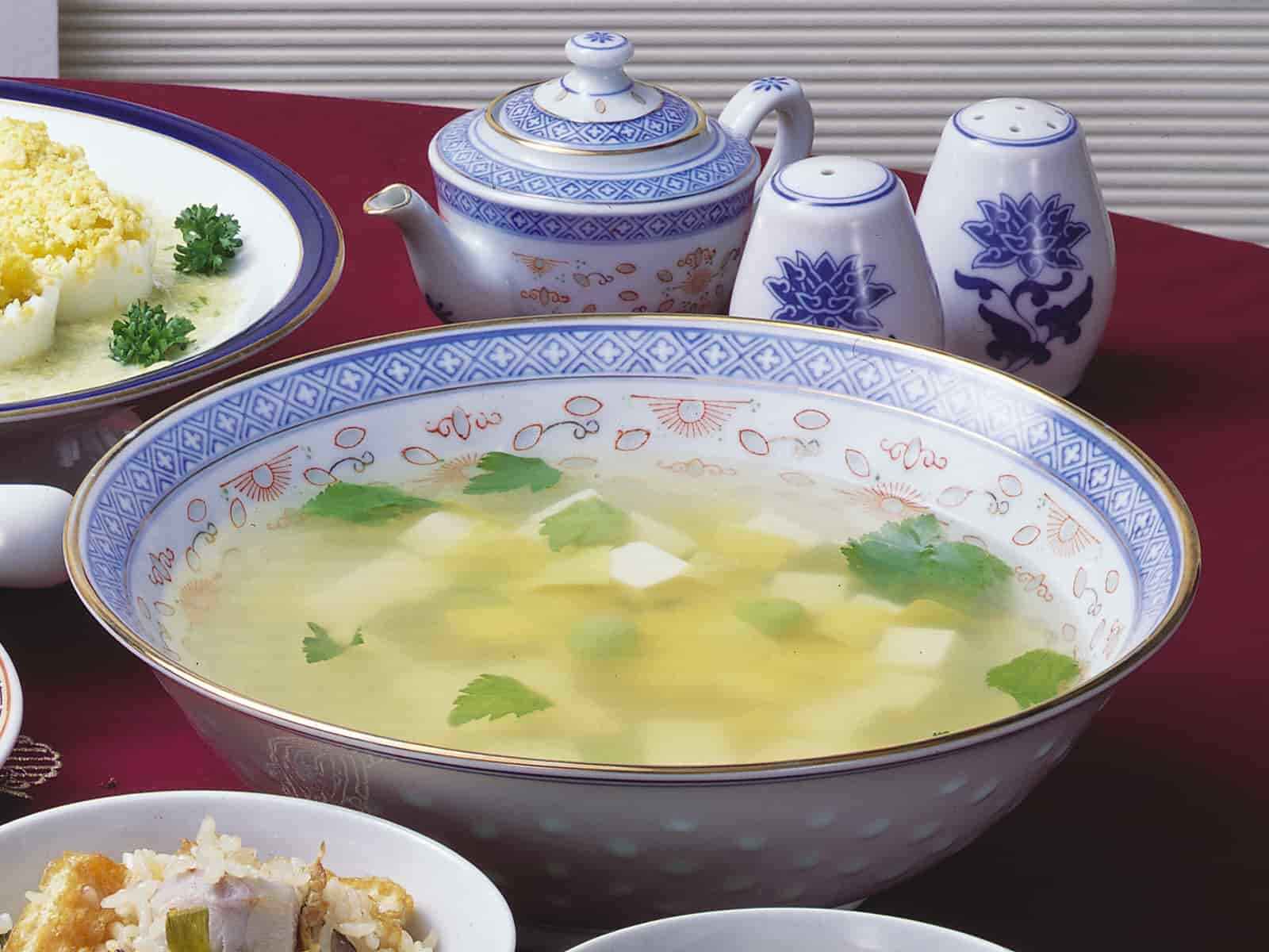 湯葉と豆腐のスープ