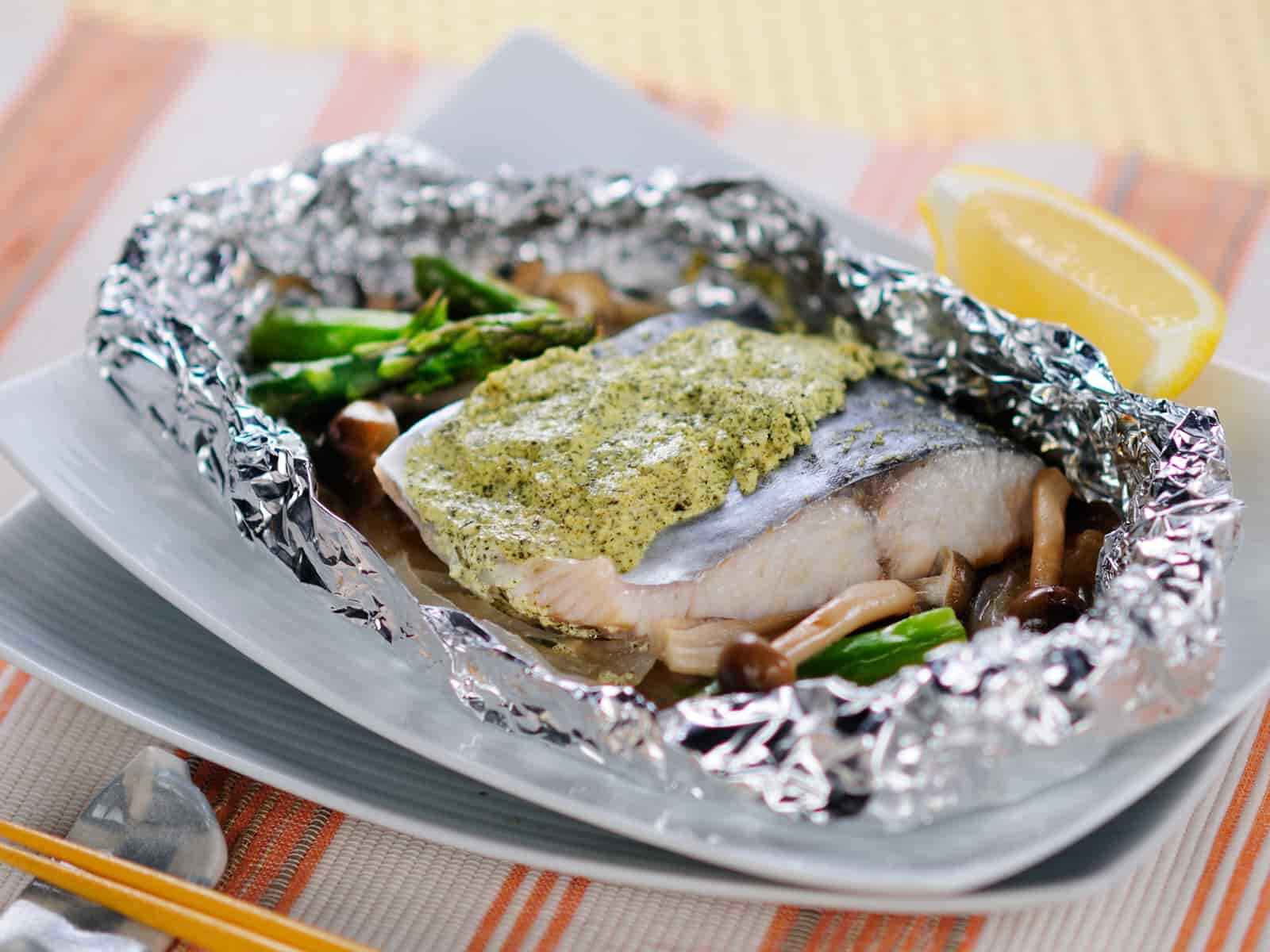 さわらの包み焼き 緑茶マヨネーズ風味の作り方 美容と健康の読みものと管理栄養士監修レシピ ボブとアンジー