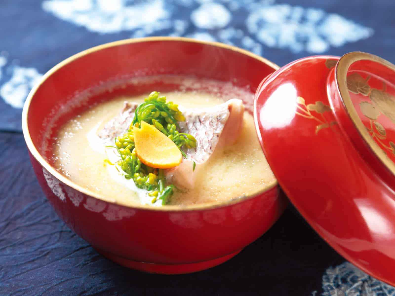 鯛と菜の花の白みそ汁