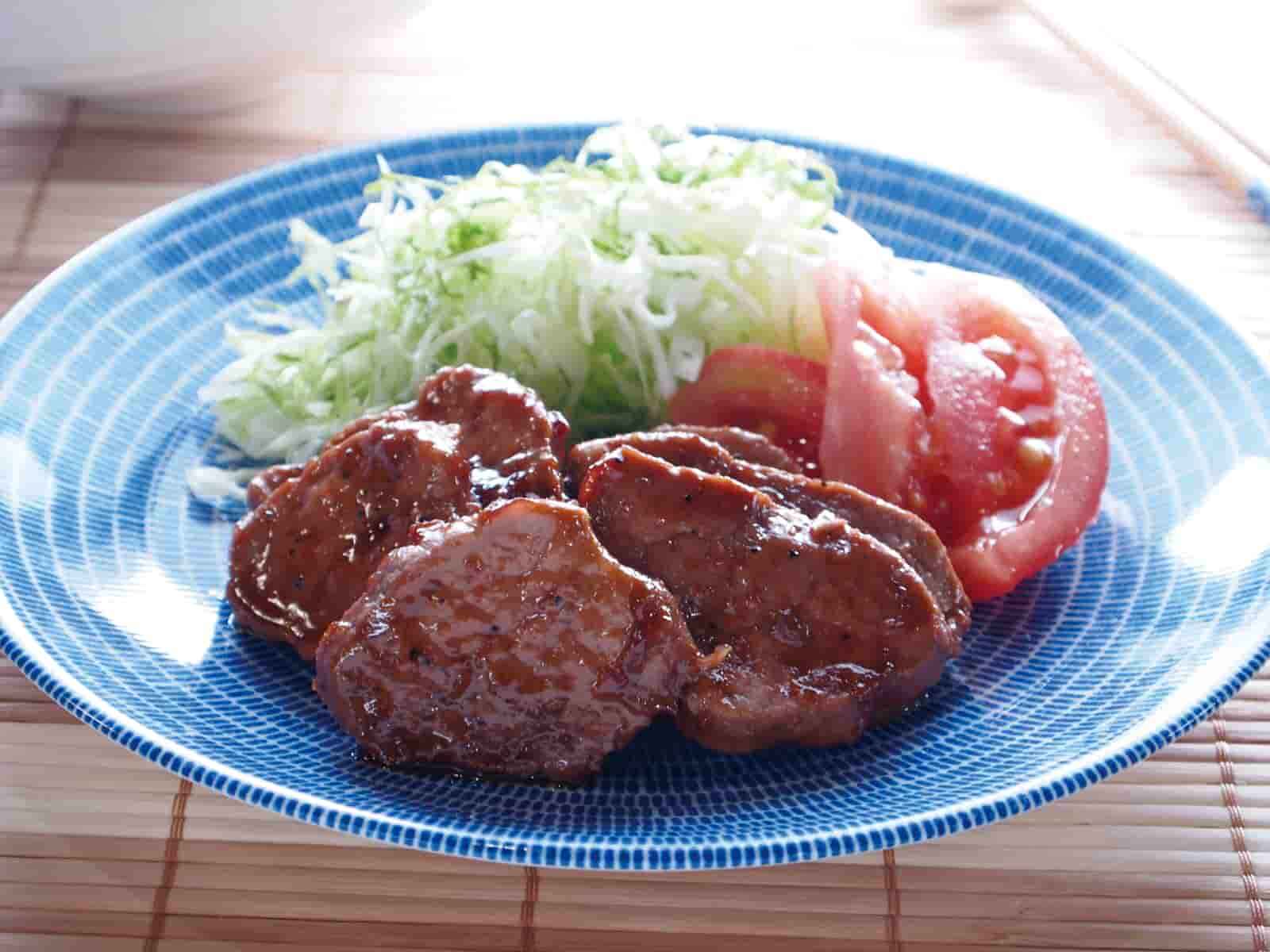  豚ヒレ肉の梅しょうが焼き