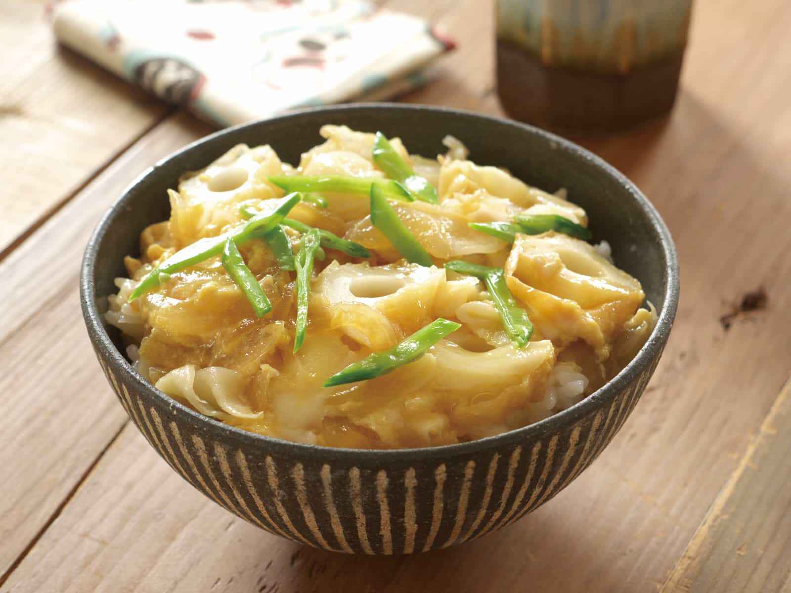 新しょうがの卵とじ丼