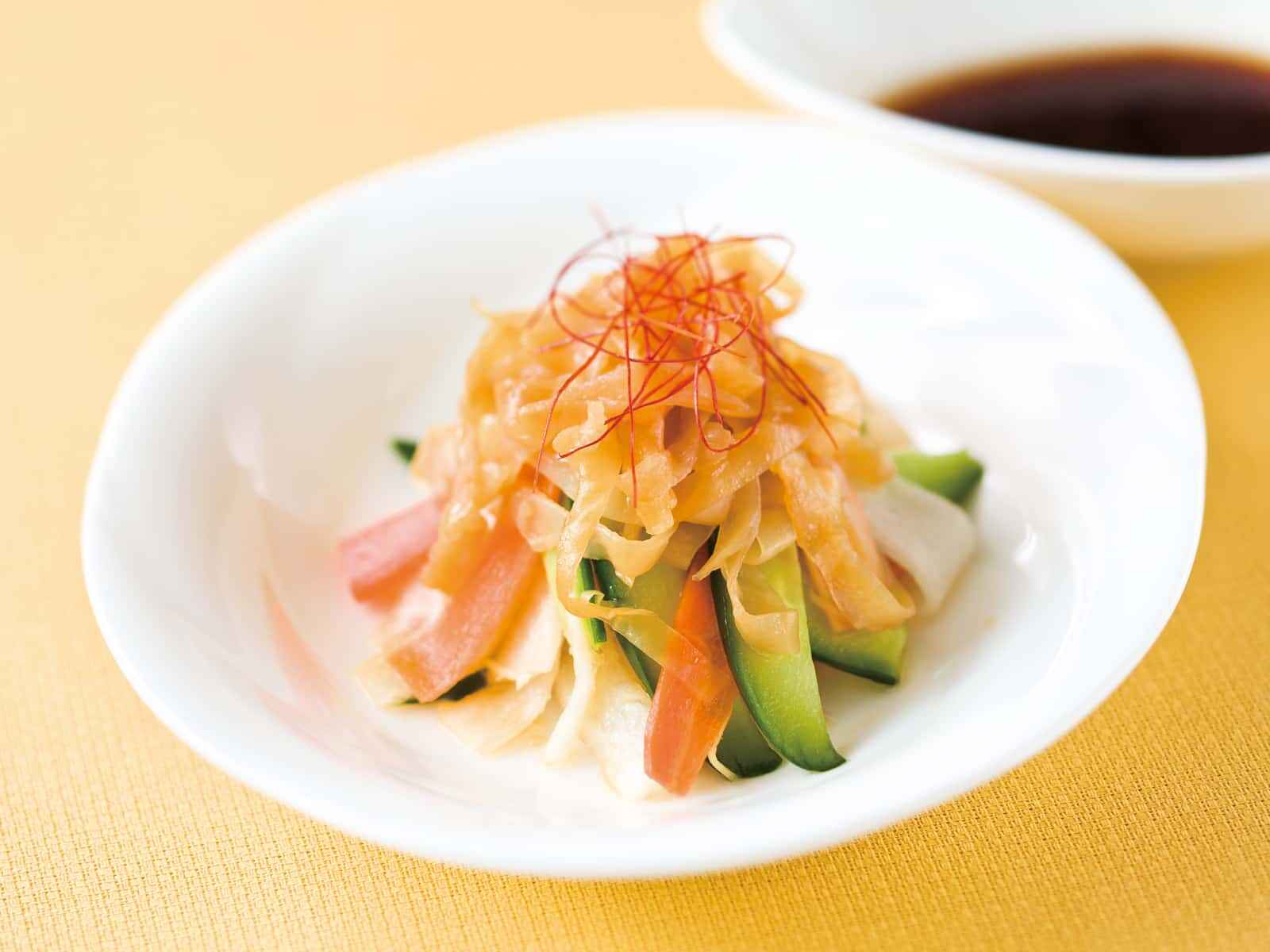 くらげと野菜の香り酢和え