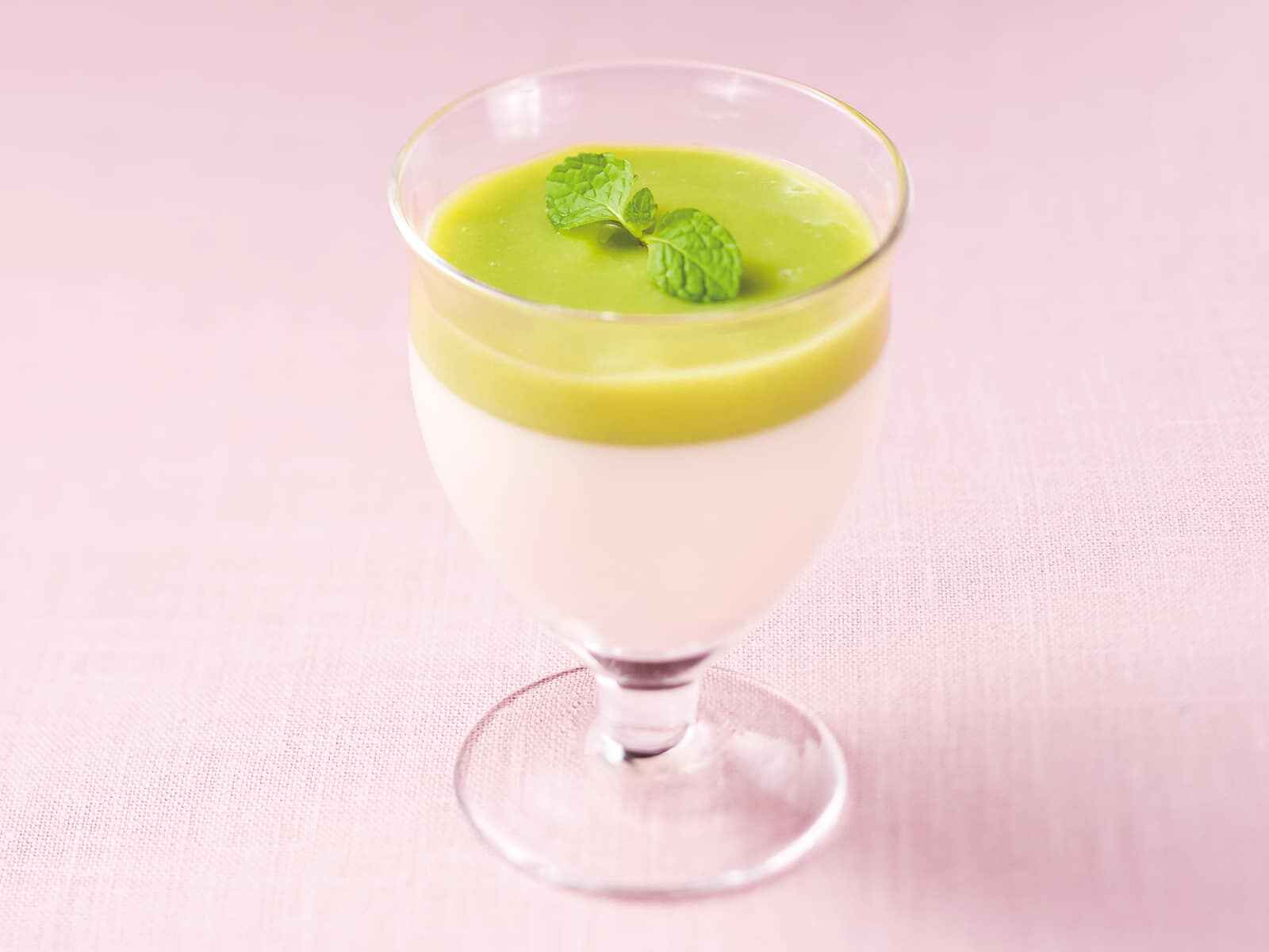 牛乳プリンそら豆風味